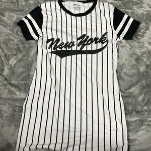Black and White Striped New York T-Shirt Dress